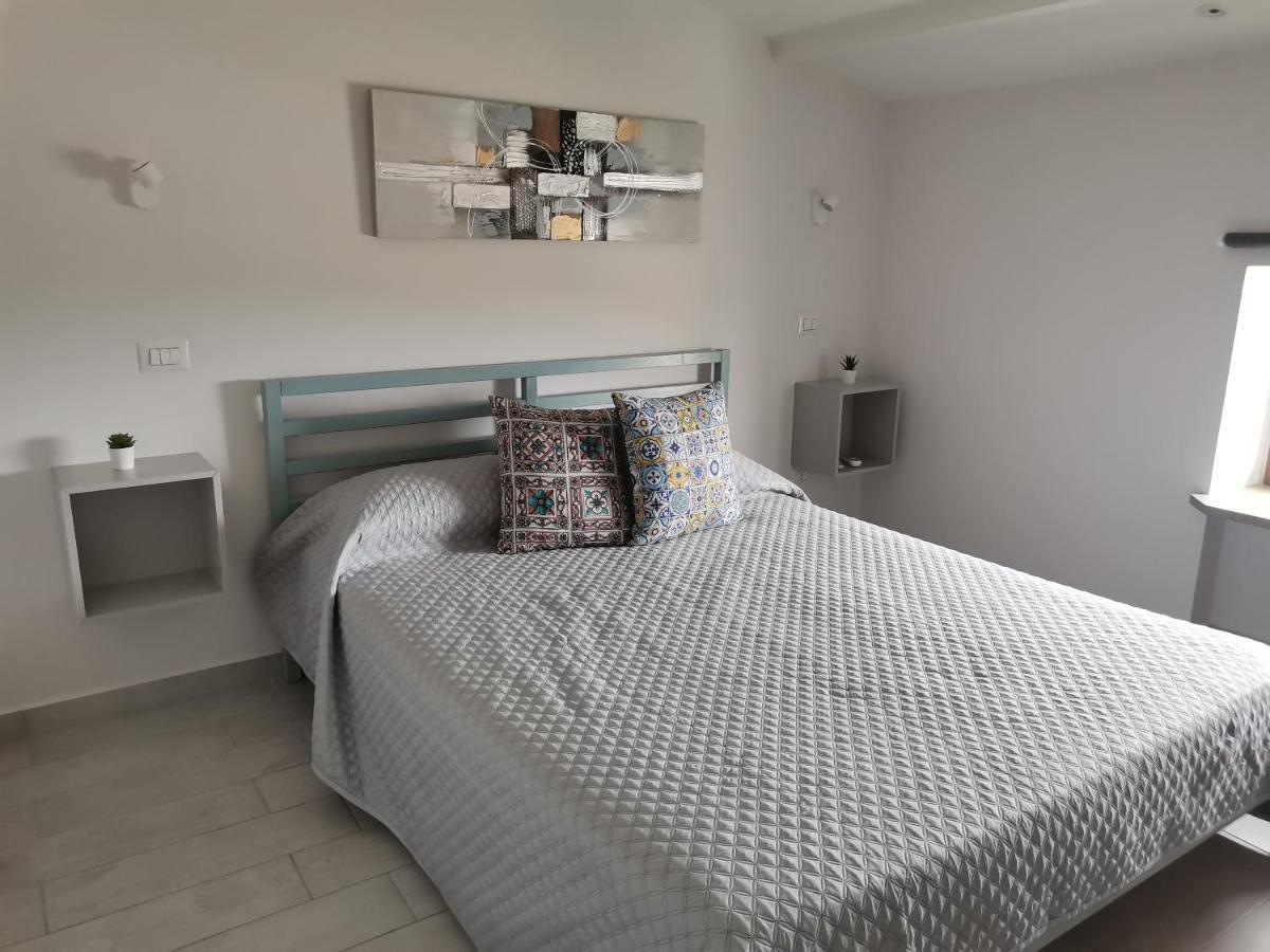 Bed & Breakfast Le Metro Carini